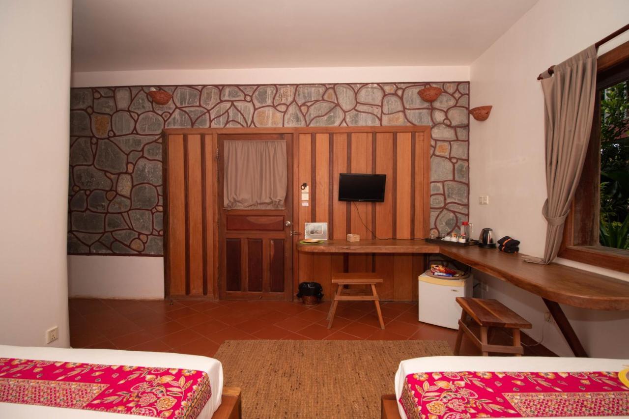 ธารา ลอดจ์ Hotel แกบ ภายนอก รูปภาพ