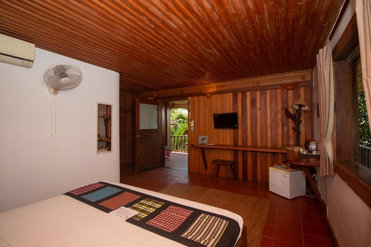 ธารา ลอดจ์ Hotel แกบ ภายนอก รูปภาพ